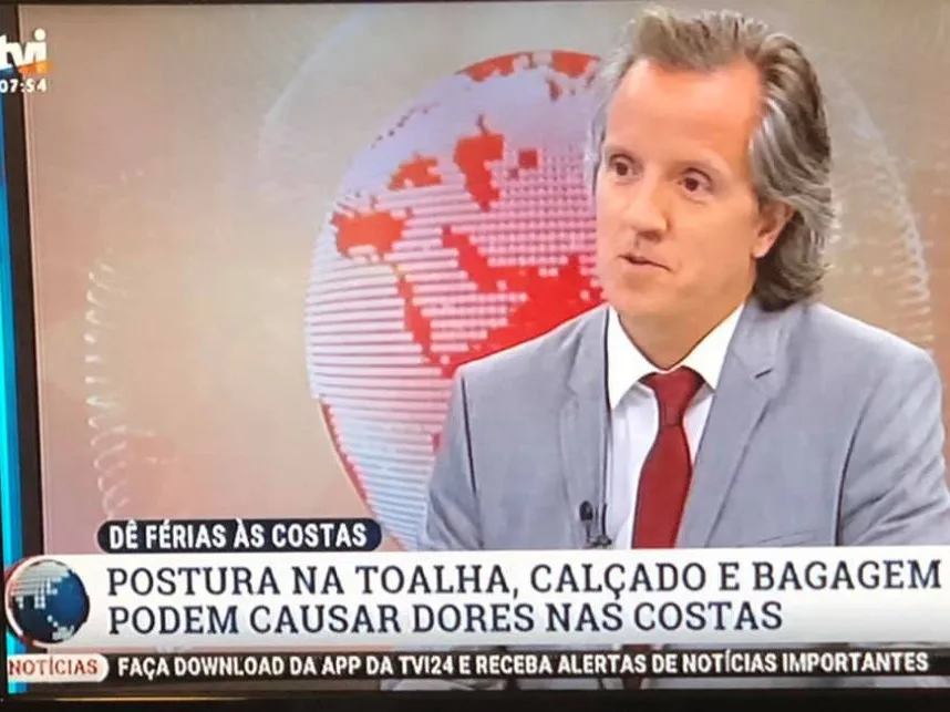 Dr. Luís Teixeira durante uma intervenção televisiva.